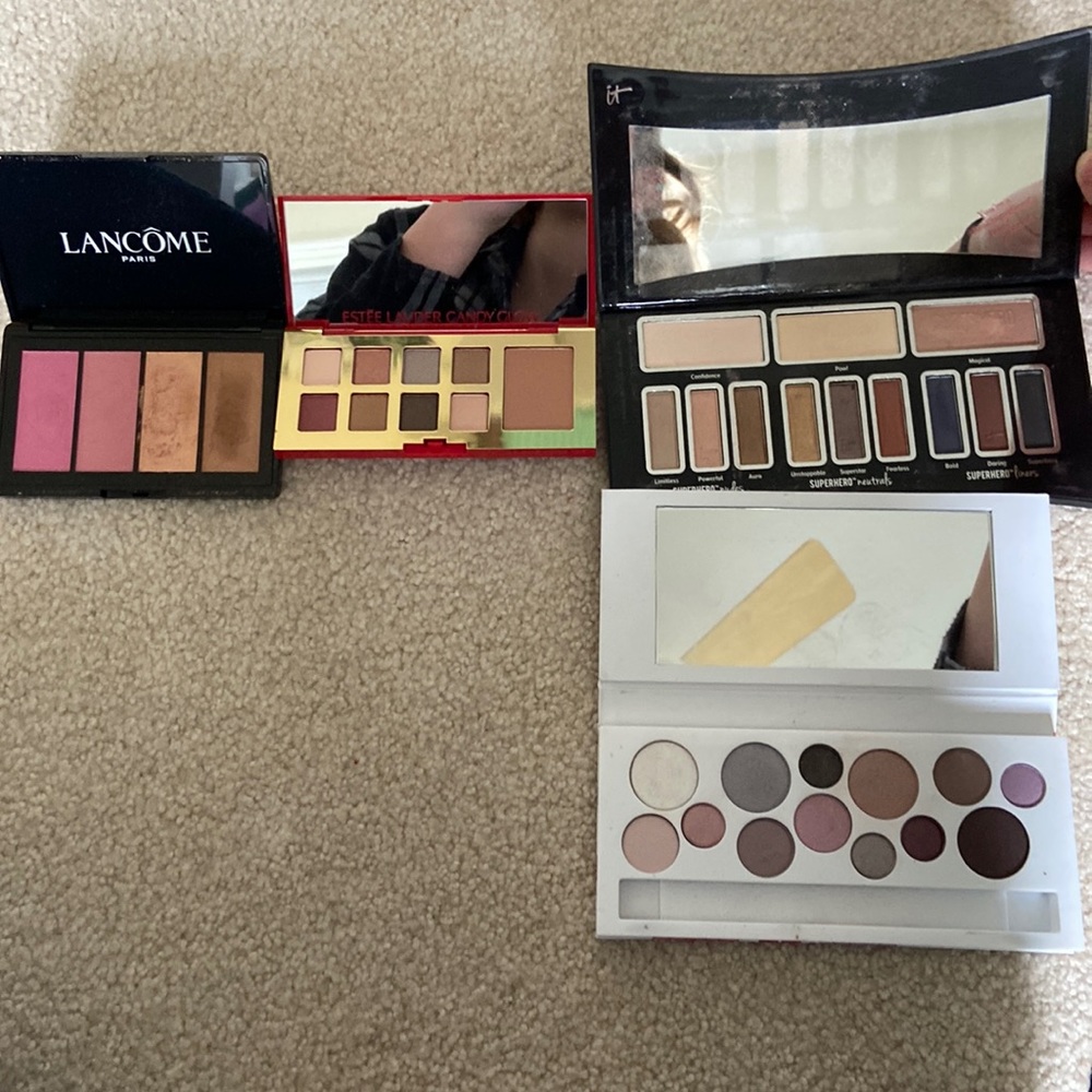 4 eyeshadow palette’s